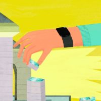 Ilustração de uma mão em grande escala e a estrutura de um prédio em menor escala. A mão segura um bloco de dinheiro, que é usado para construir uma coluna do prédio