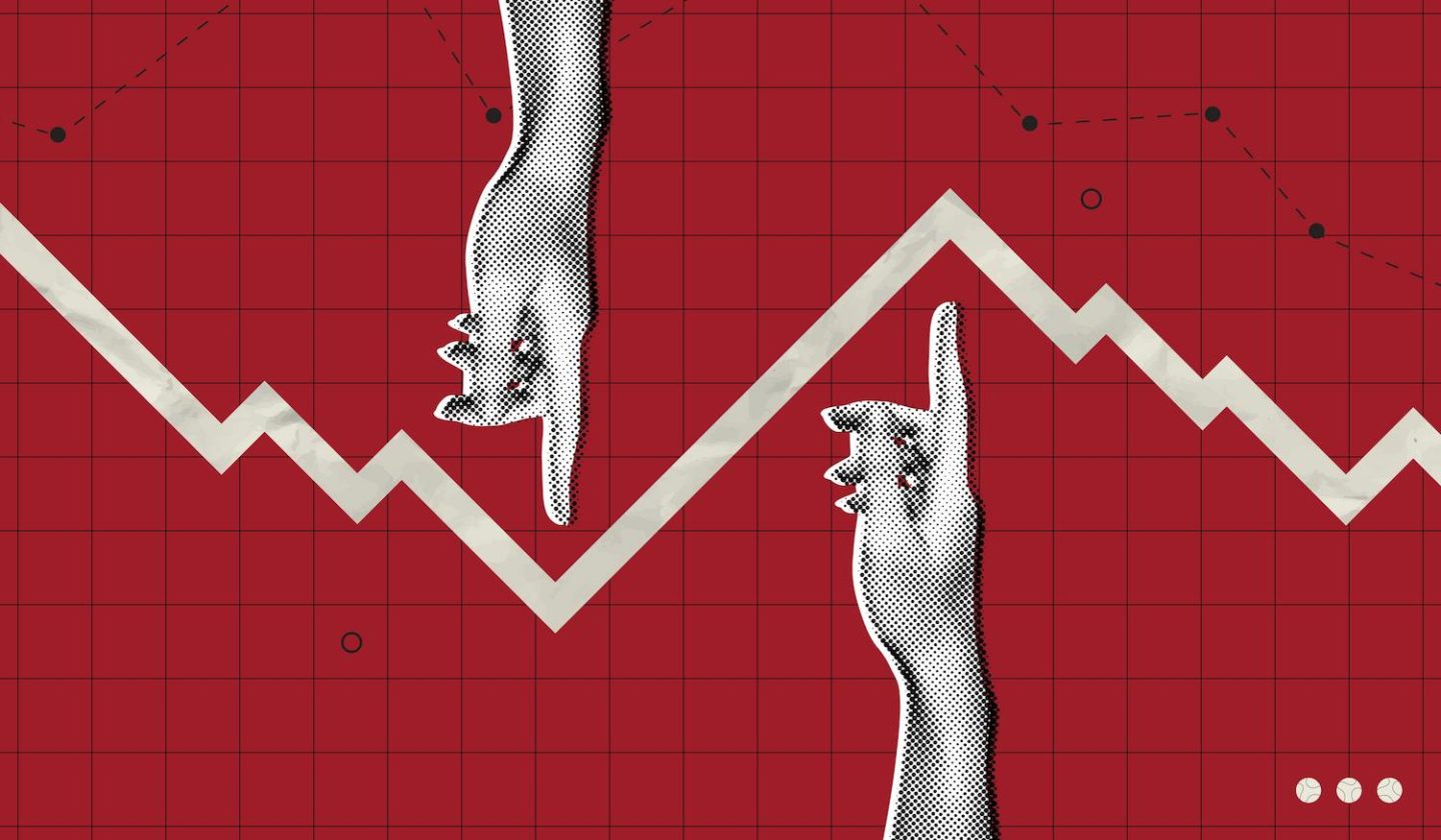 Colagem de duas mãos apontando cada uma para uma direção (uma para cima, outra para baixo), seguindo os picos de subida e descida de um gráfico financeiro que também faz parte da colagem